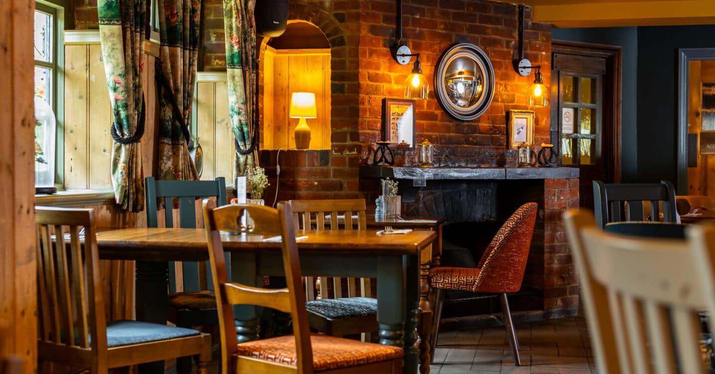 Three Horseshoes
