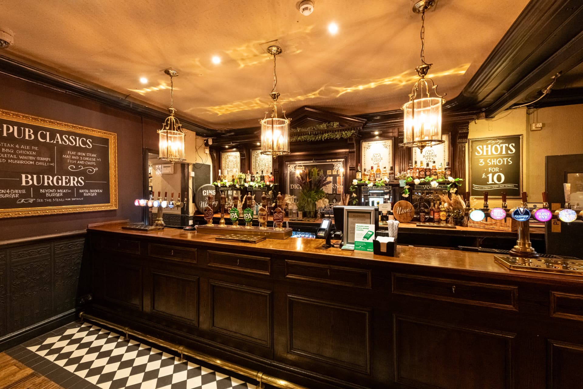 Dickens Tavern