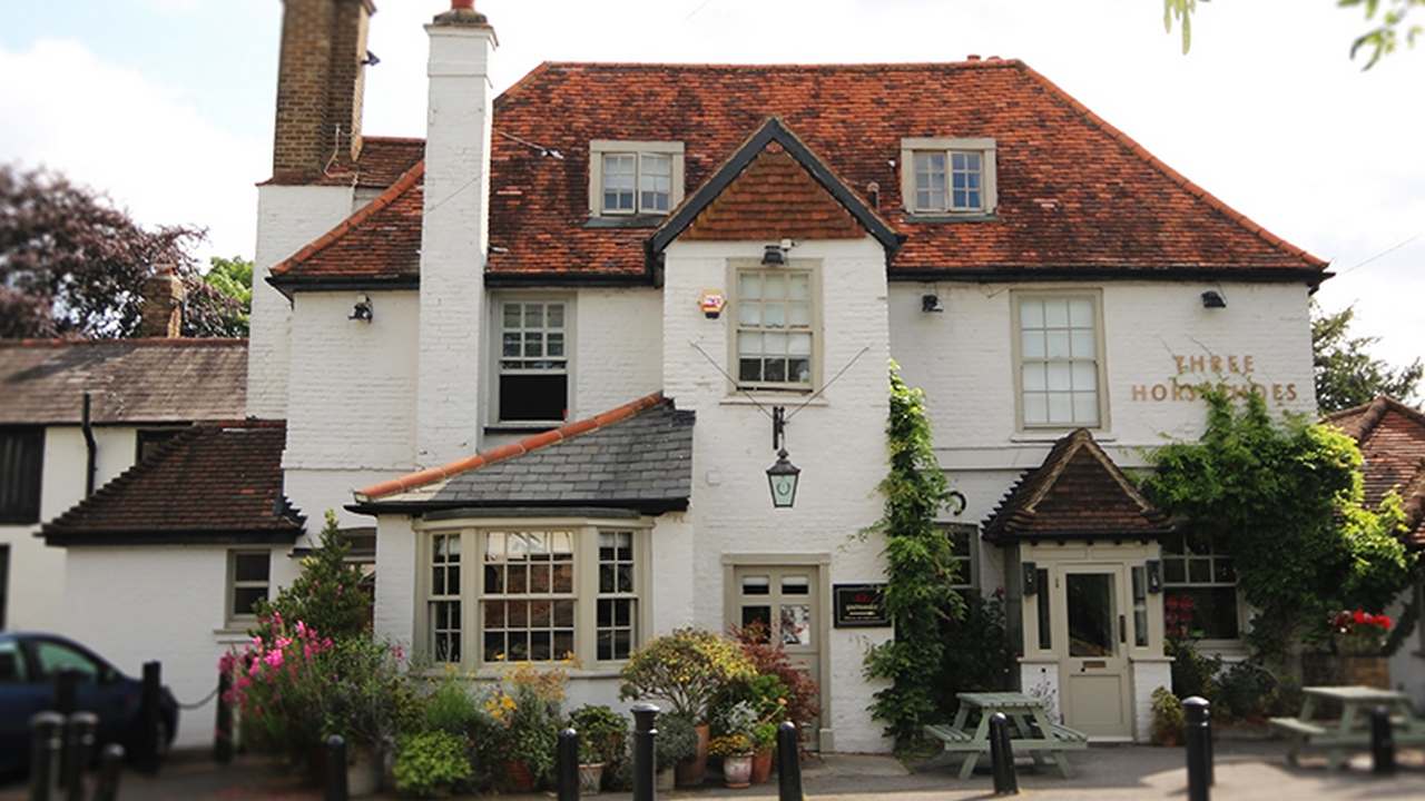 The Three Horseshoes, Laleham