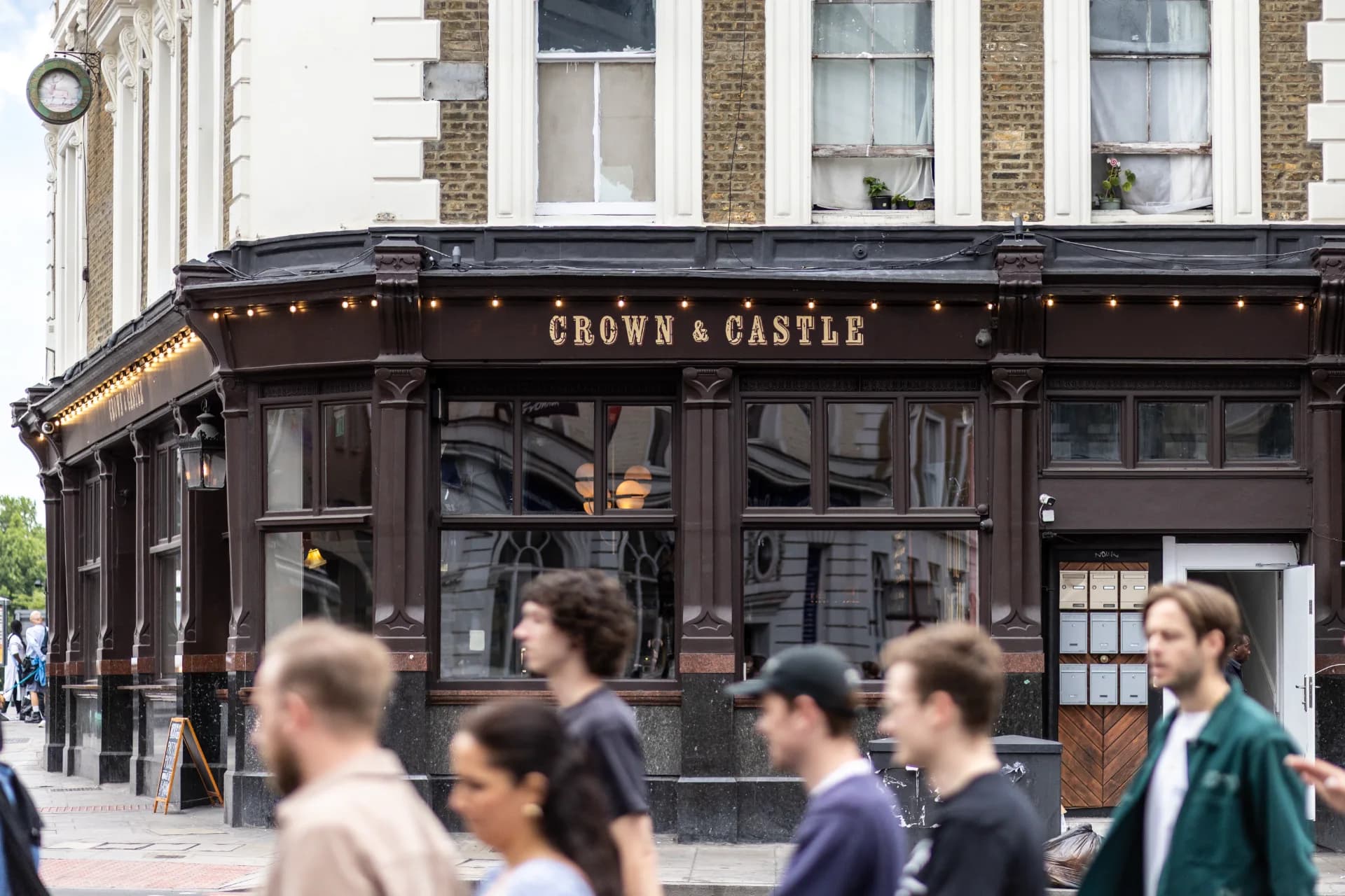 Crown & Castle