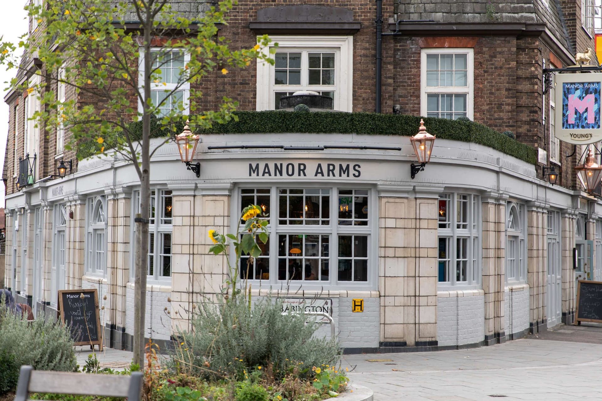 Manor Arms