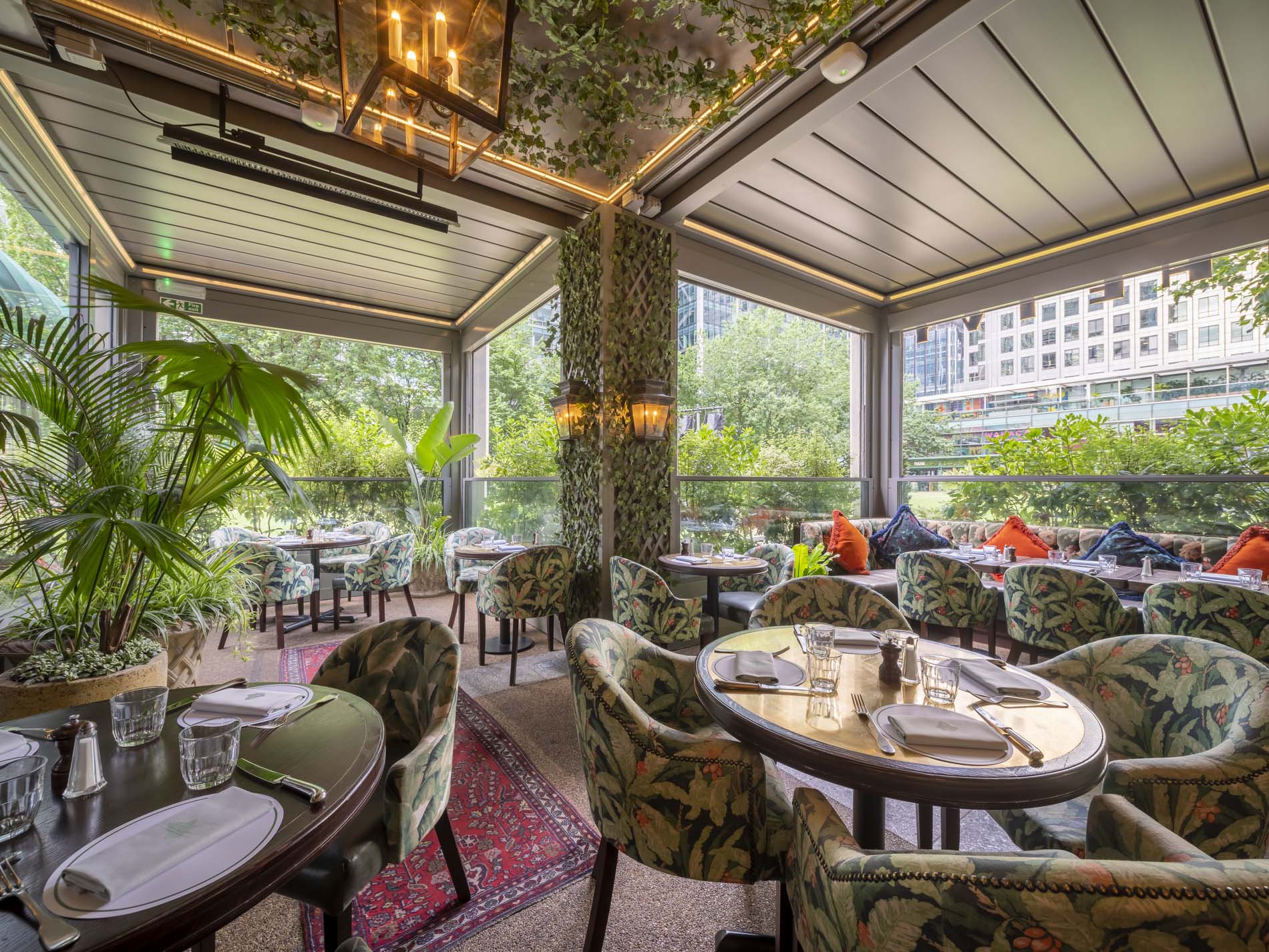 Ivy Collection - The Ivy In The Park, Canary Wharf