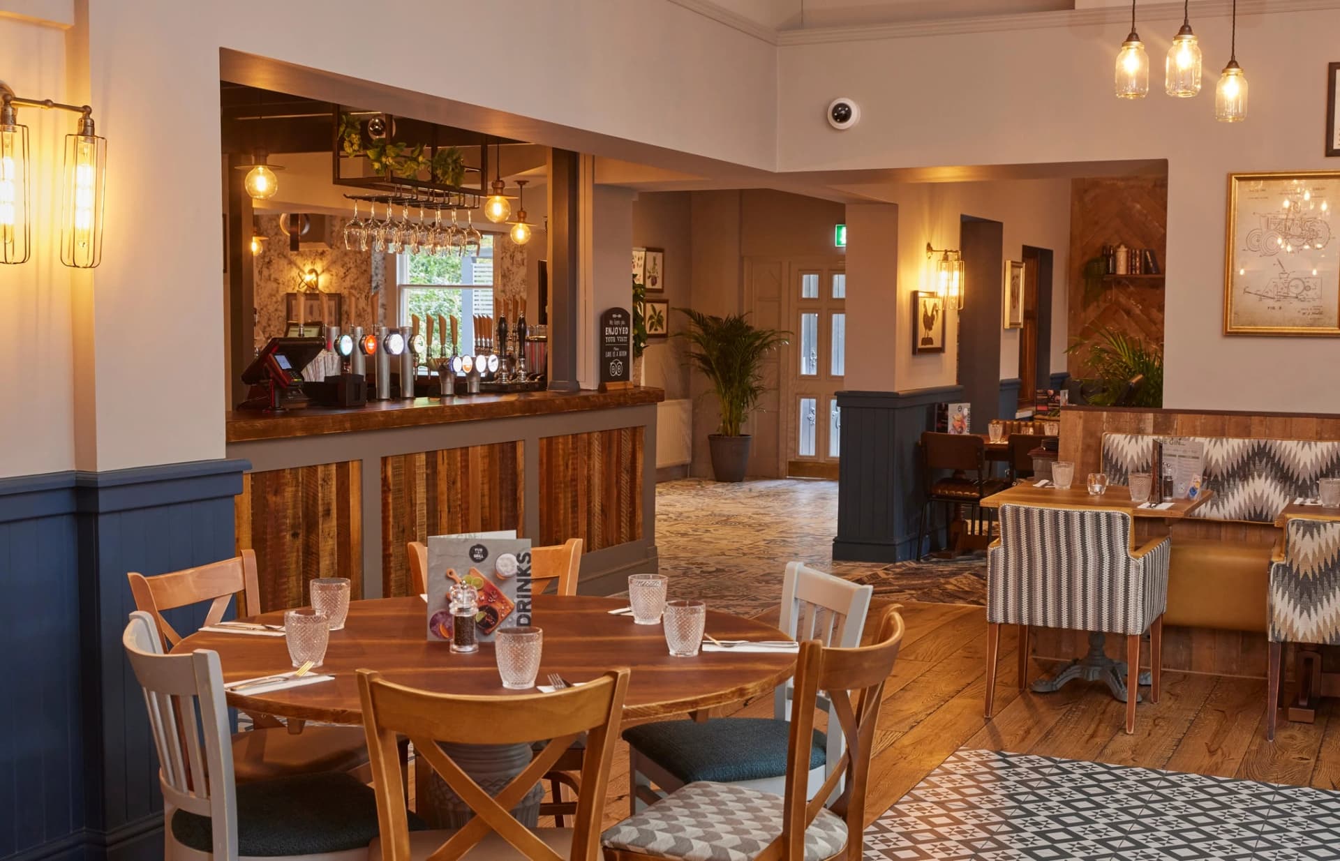 Holmfield Arms