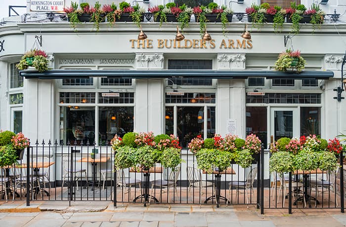 Castle Pubs - The Builders Arms