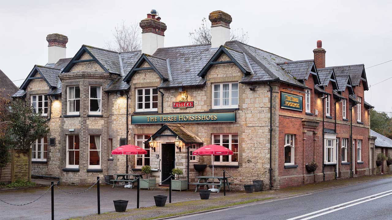 The Three Horseshoes, Alton