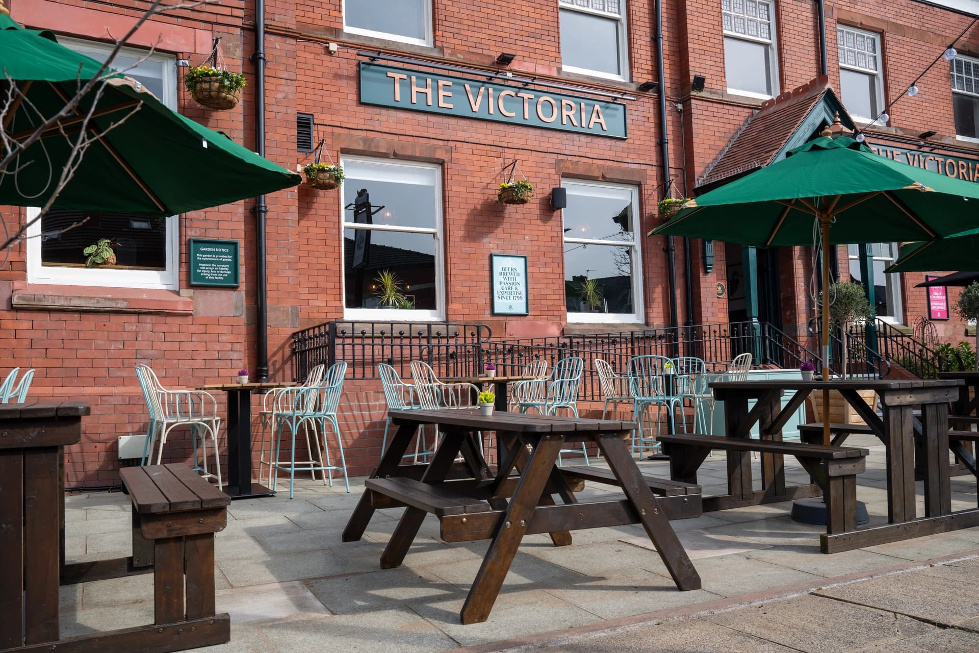 Victoria Hotel