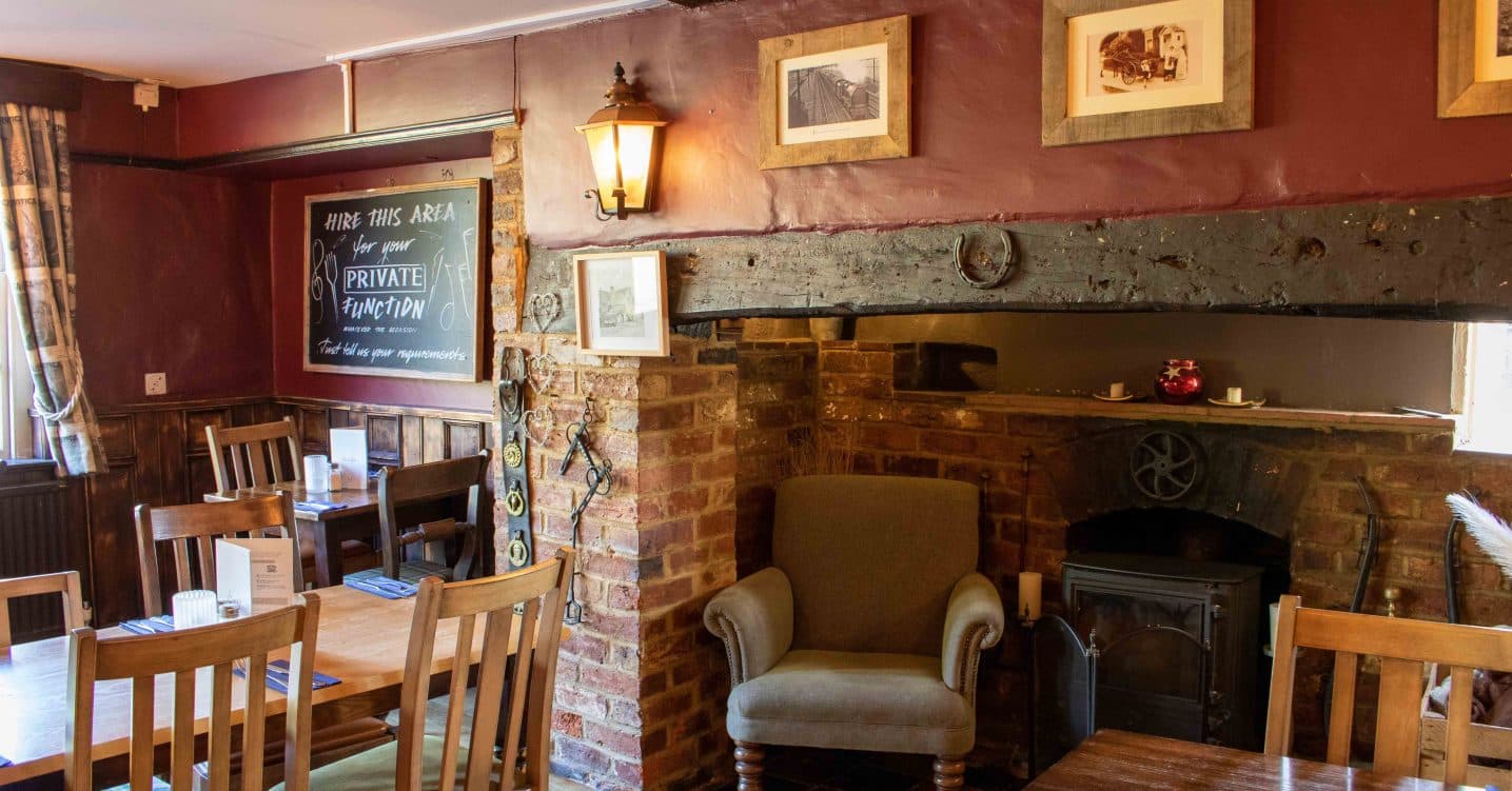 White Horse, Bourne End