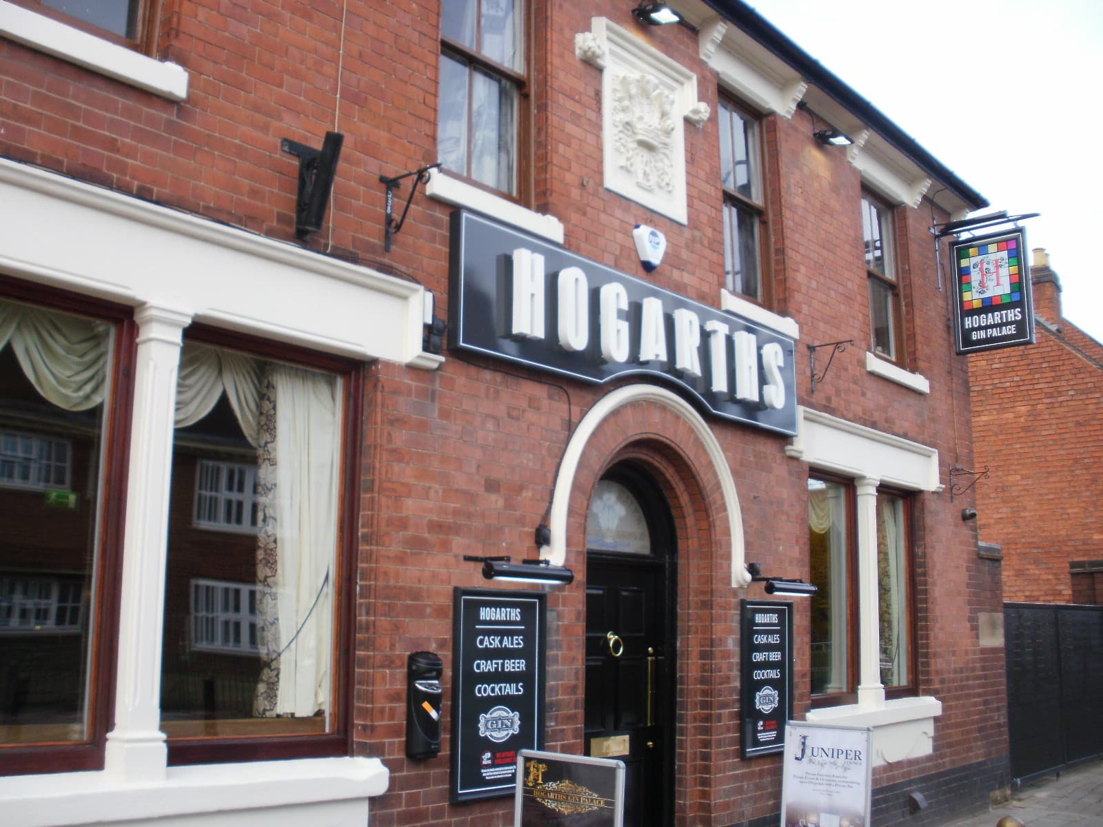 Hogarths Tamworth