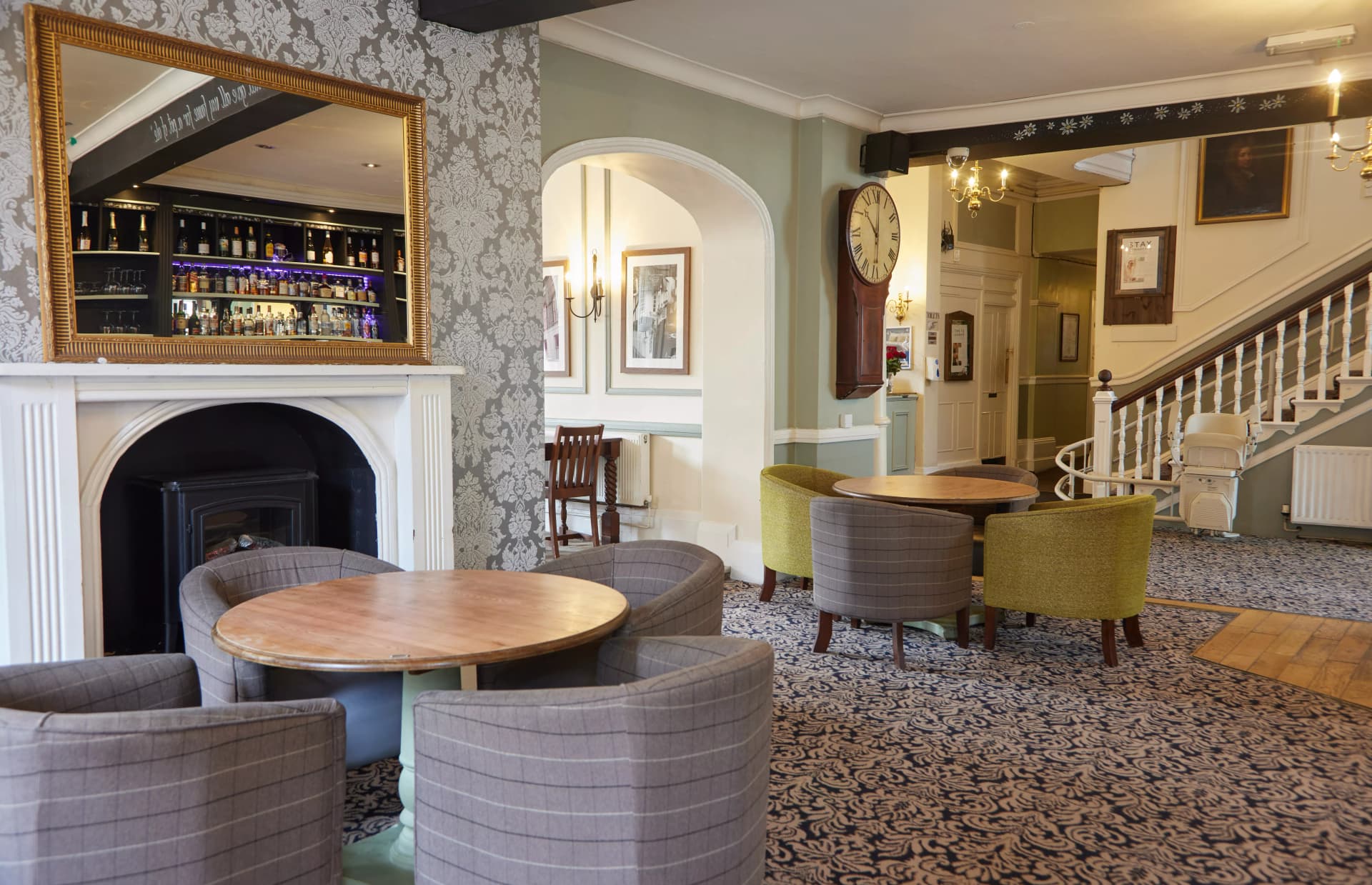 George Hotel