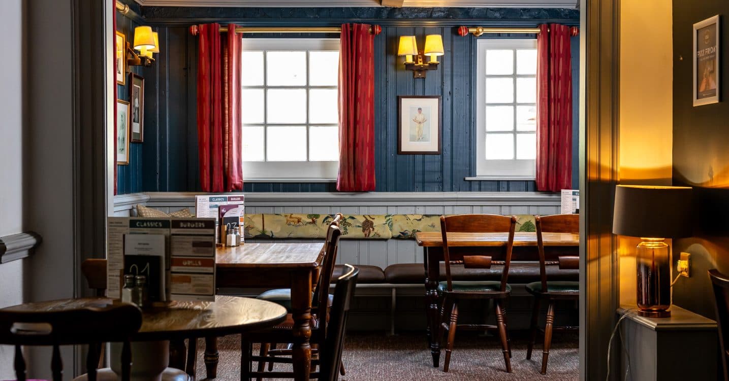 Cricketers, Enfield