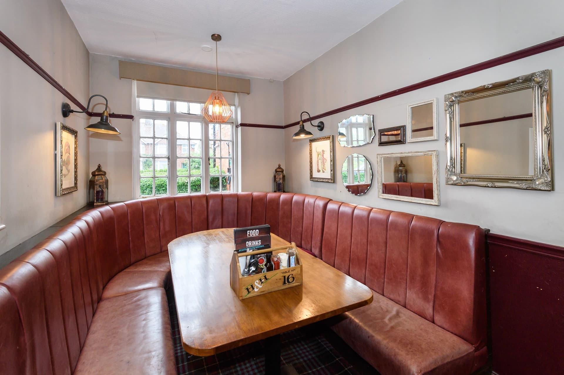 Hare & Hounds