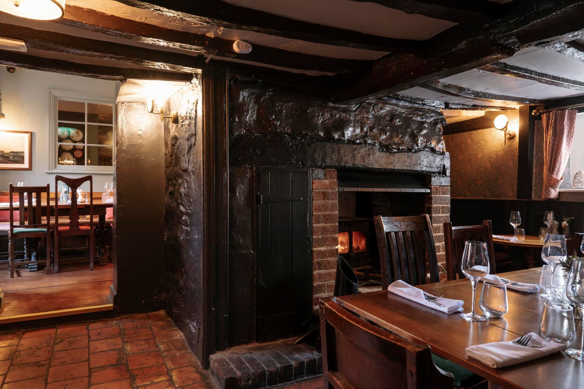The Six Bells, Thame
