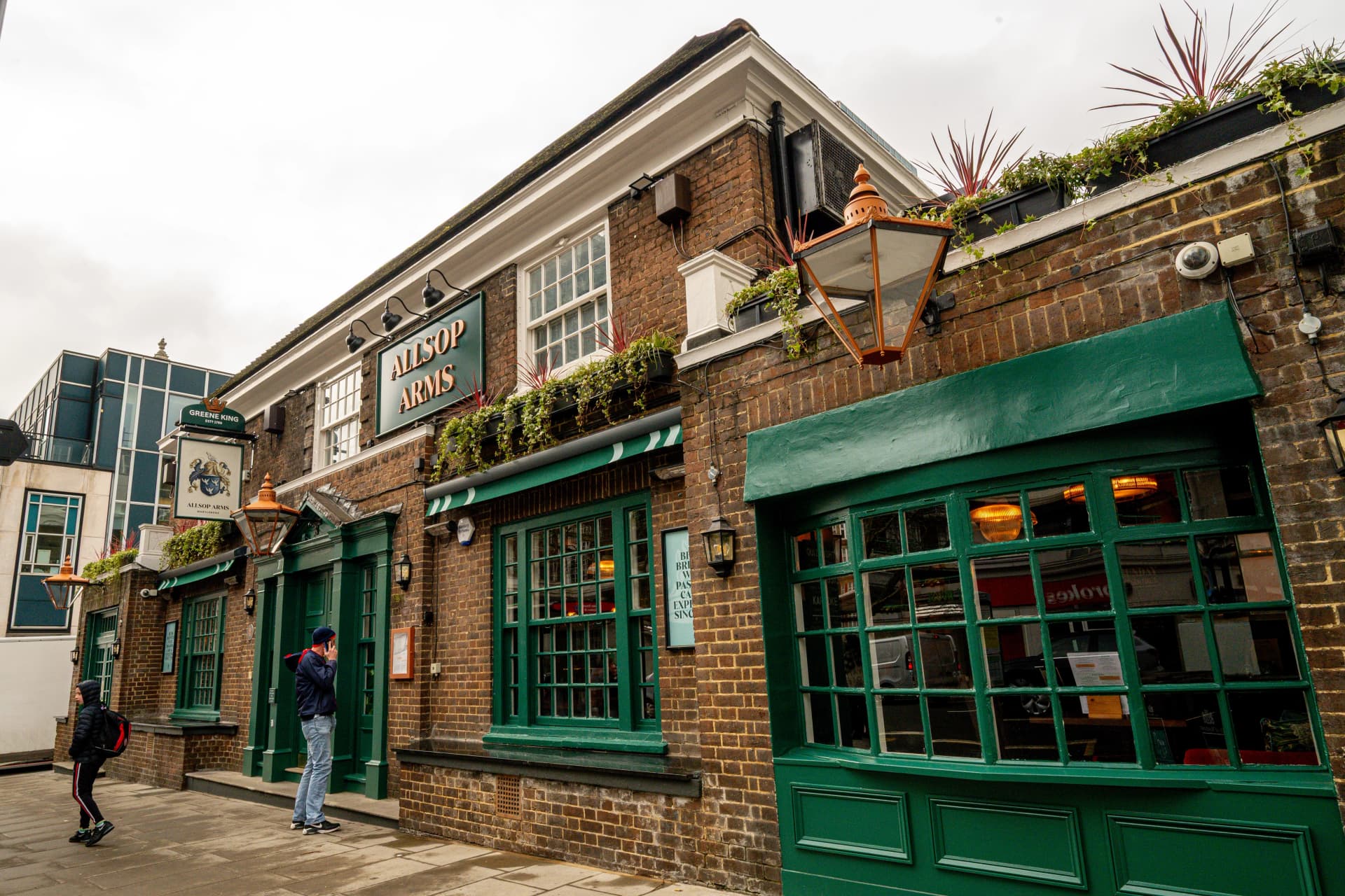 Allsop Arms