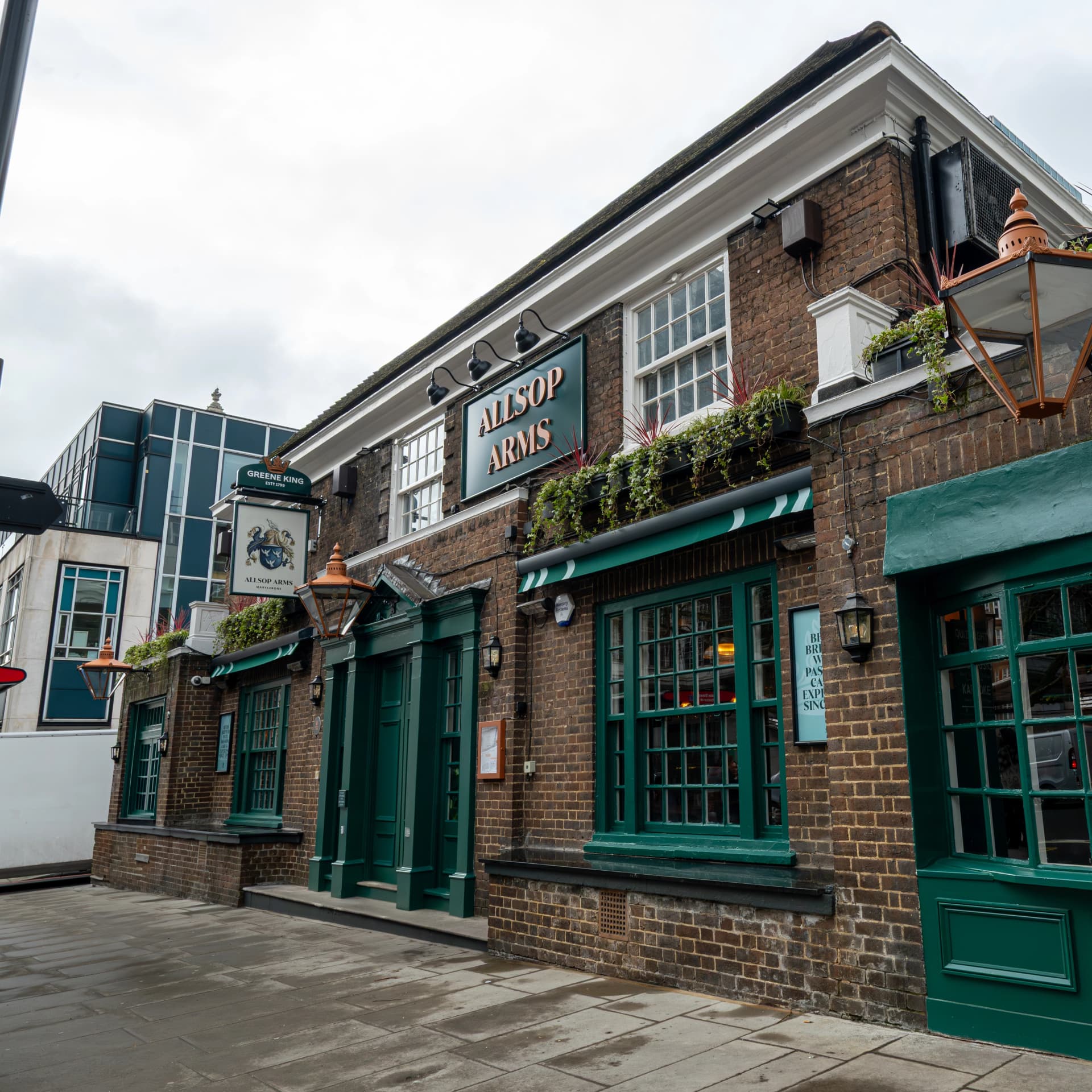 Allsop Arms