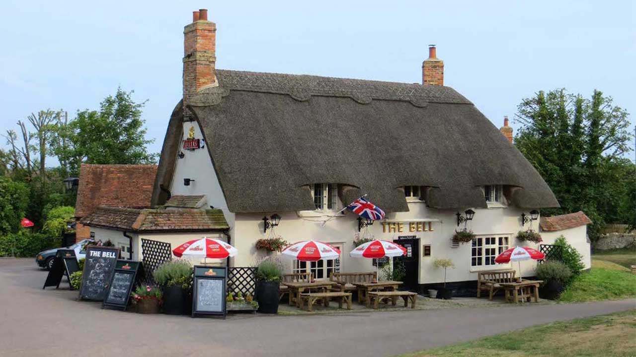 The Bell, Chearsley