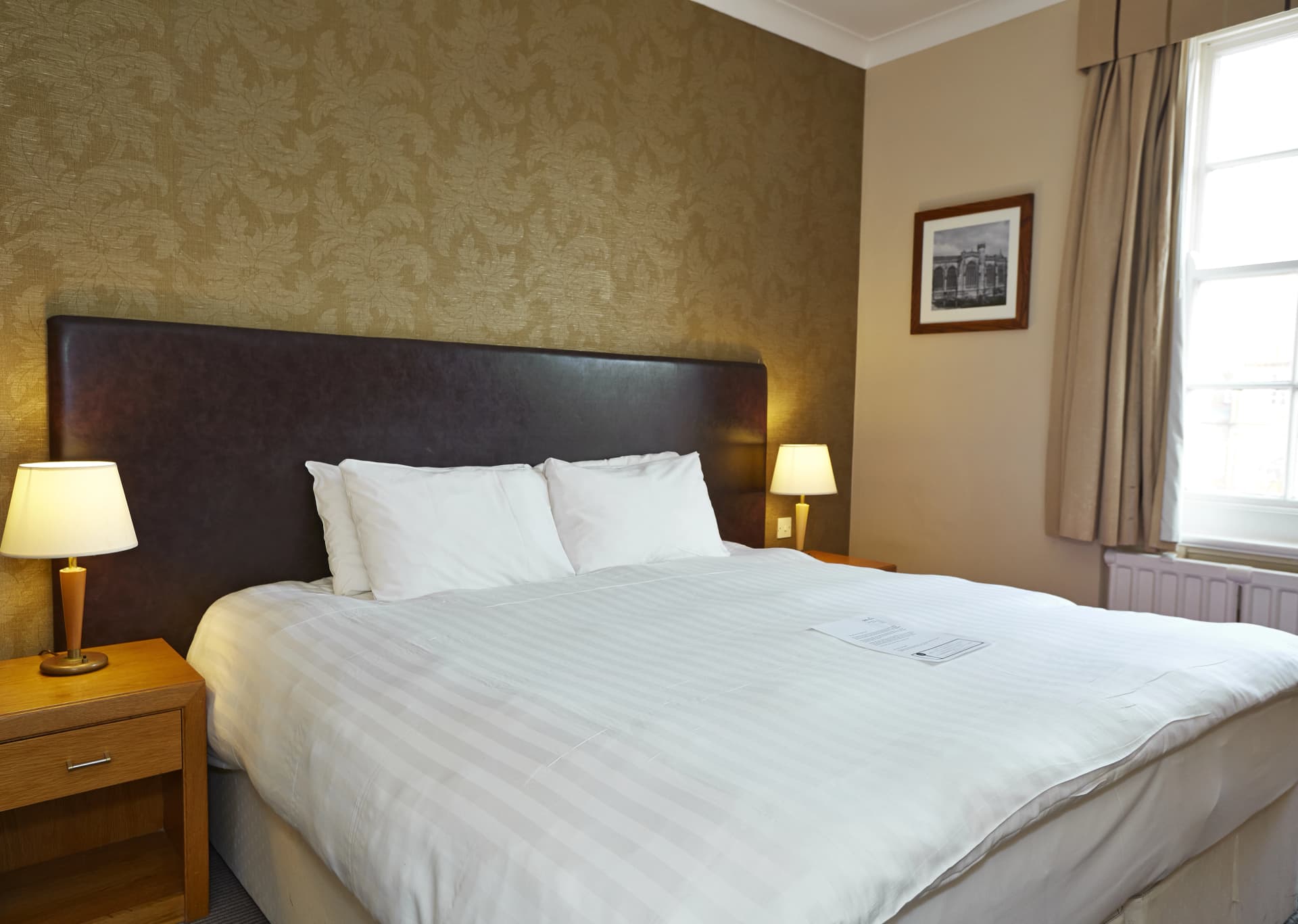 Manor Hotel