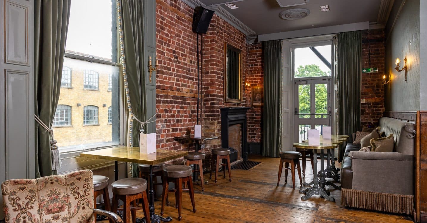 Lock Tavern