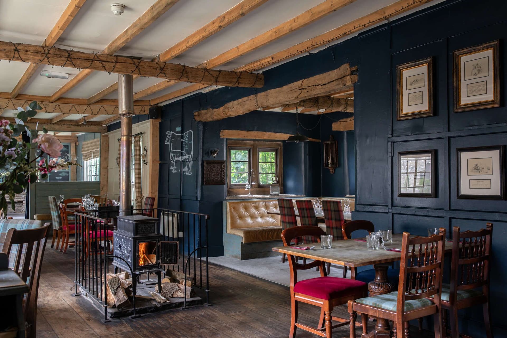 White Hart, Ford