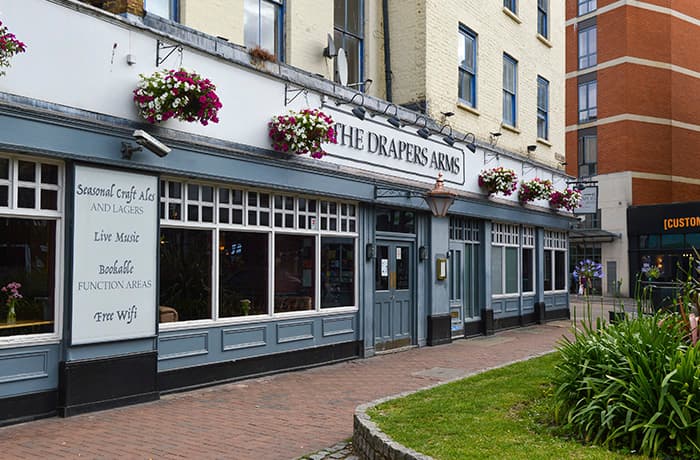 Castle Pubs - The Drapers Arms