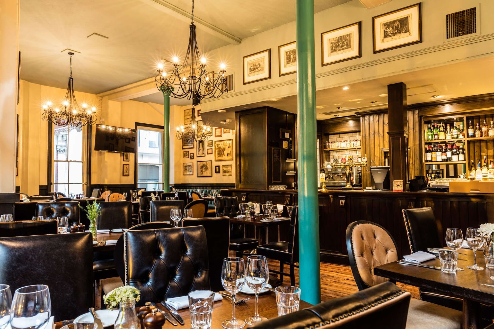Lamb Tavern