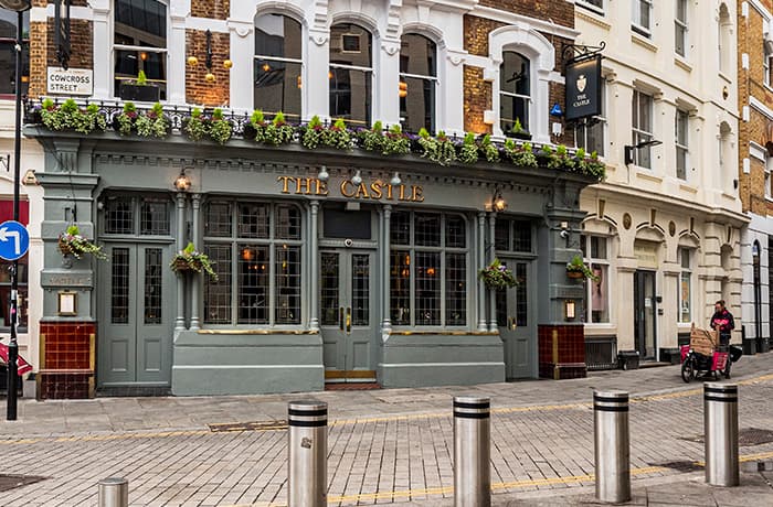 Castle Pubs - The Castle, Farringdon