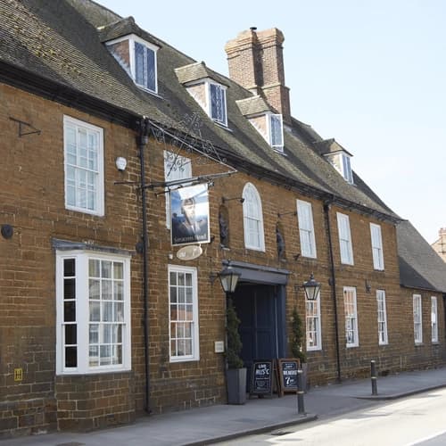 Saracens Head Hotel
