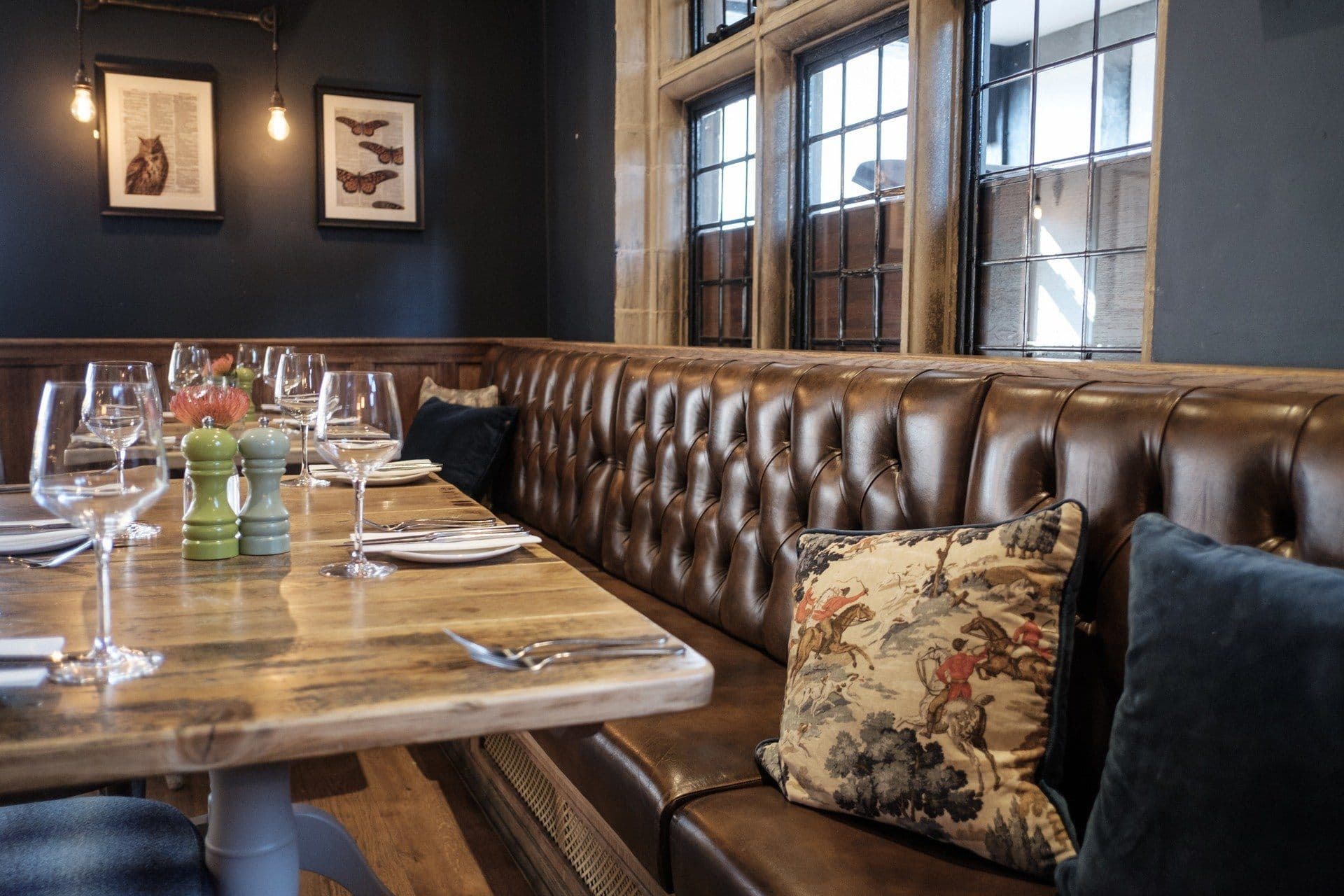 The White Hart Hotel, Hampton Wick