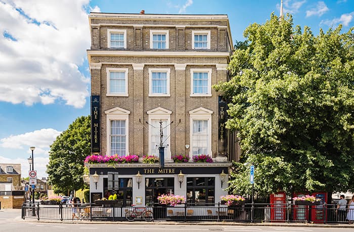 Castle Pubs - The Mitre