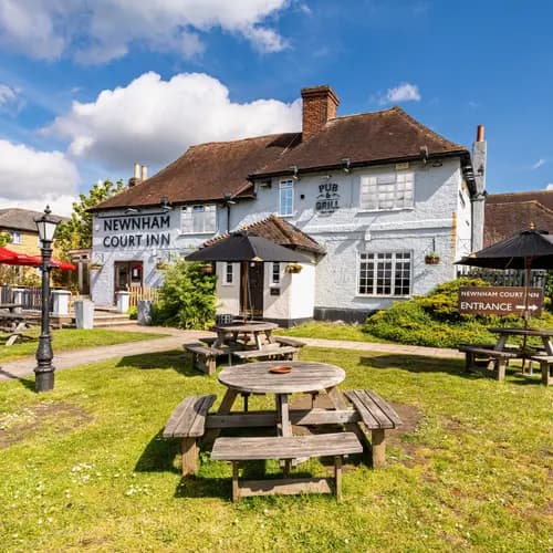 Newnham Court Inn