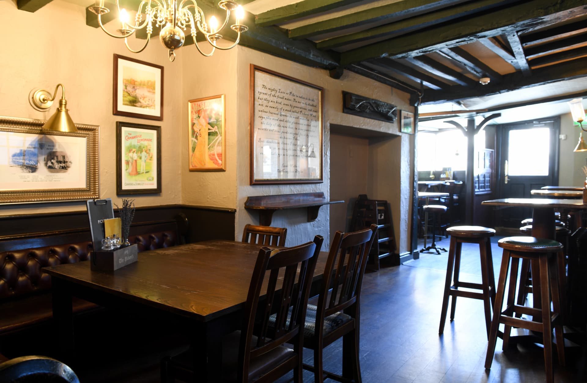 Pickerel Inn