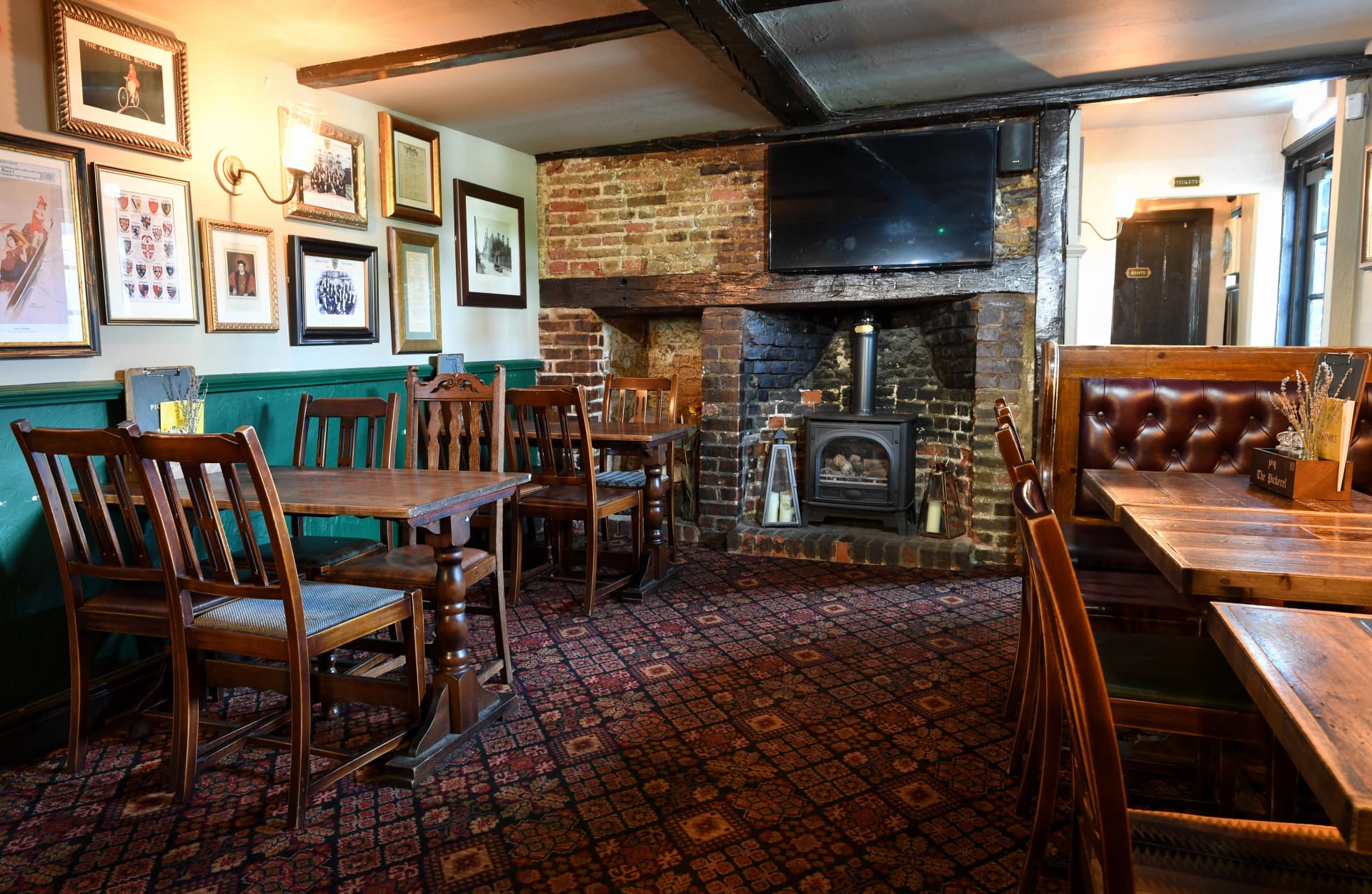 Pickerel Inn