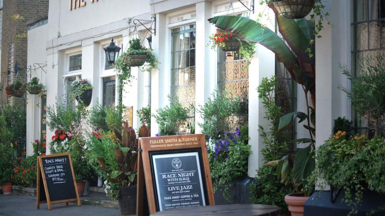 The Wych Elm, Kingston-upon-Thames
