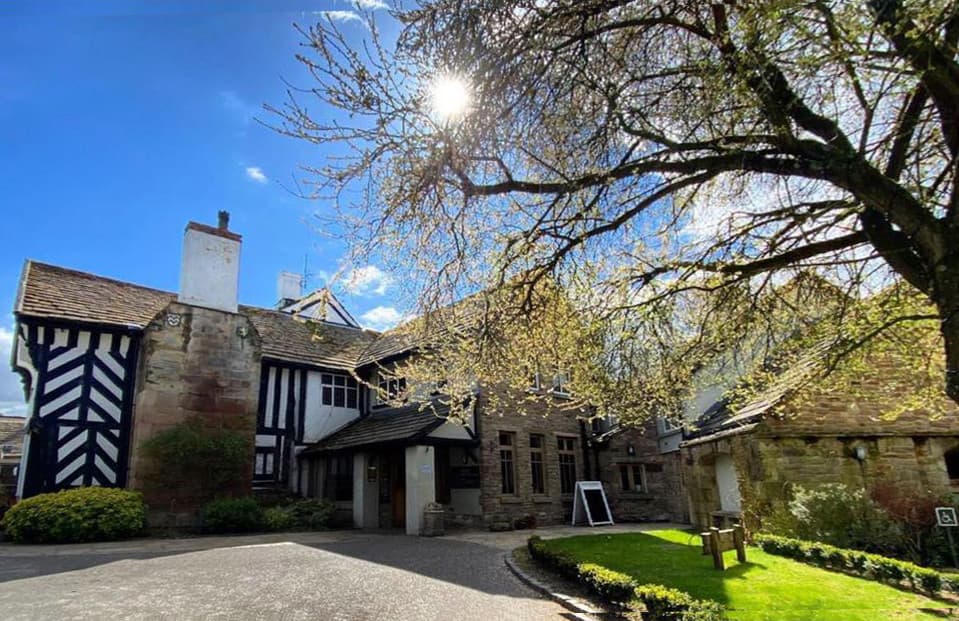 Brunning & Price - Sutton Hall