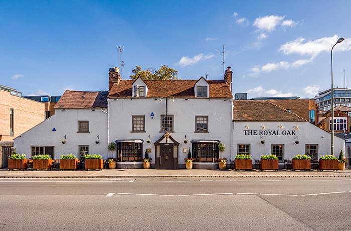 Castle Pubs - The Royal Oak
