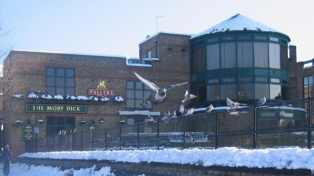 The Moby Dick, Docklands