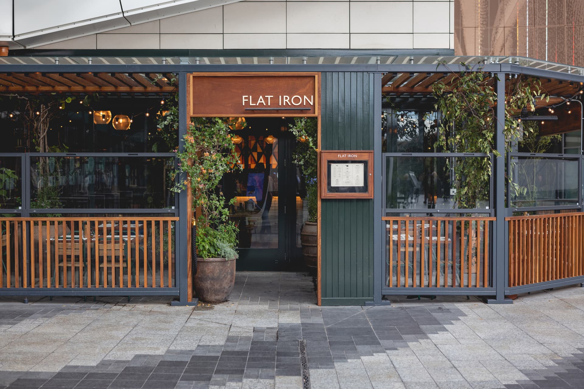 Flat Iron - Westfield London