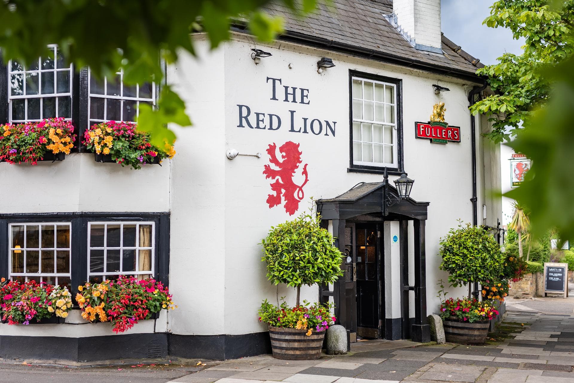 The Red Lion, Hillingdon