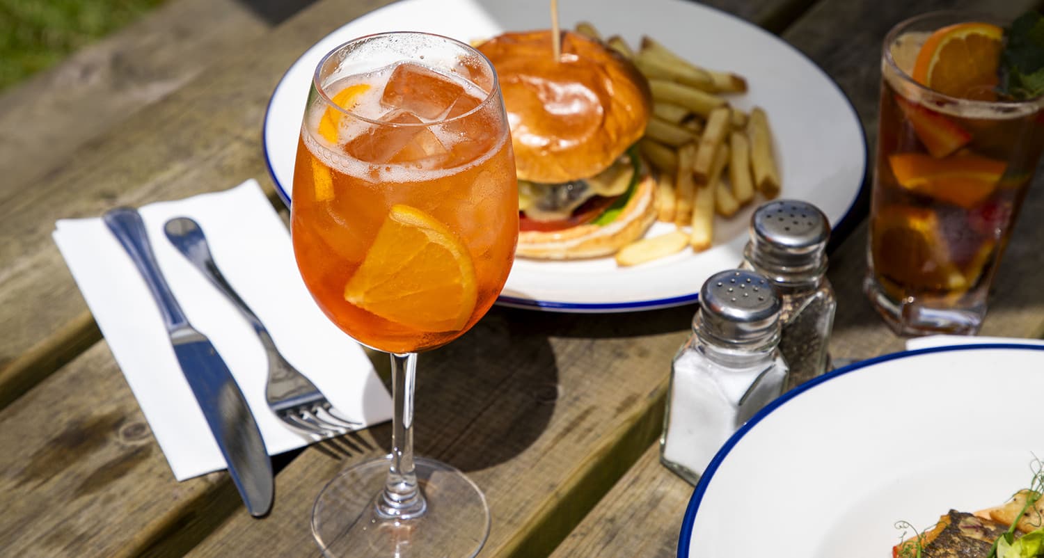 Brunning & Price - The Tally Ho