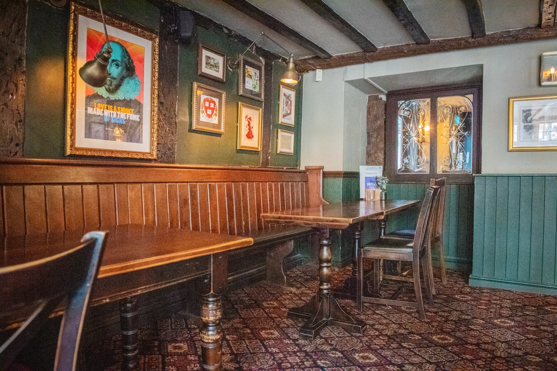 Rose & Crown