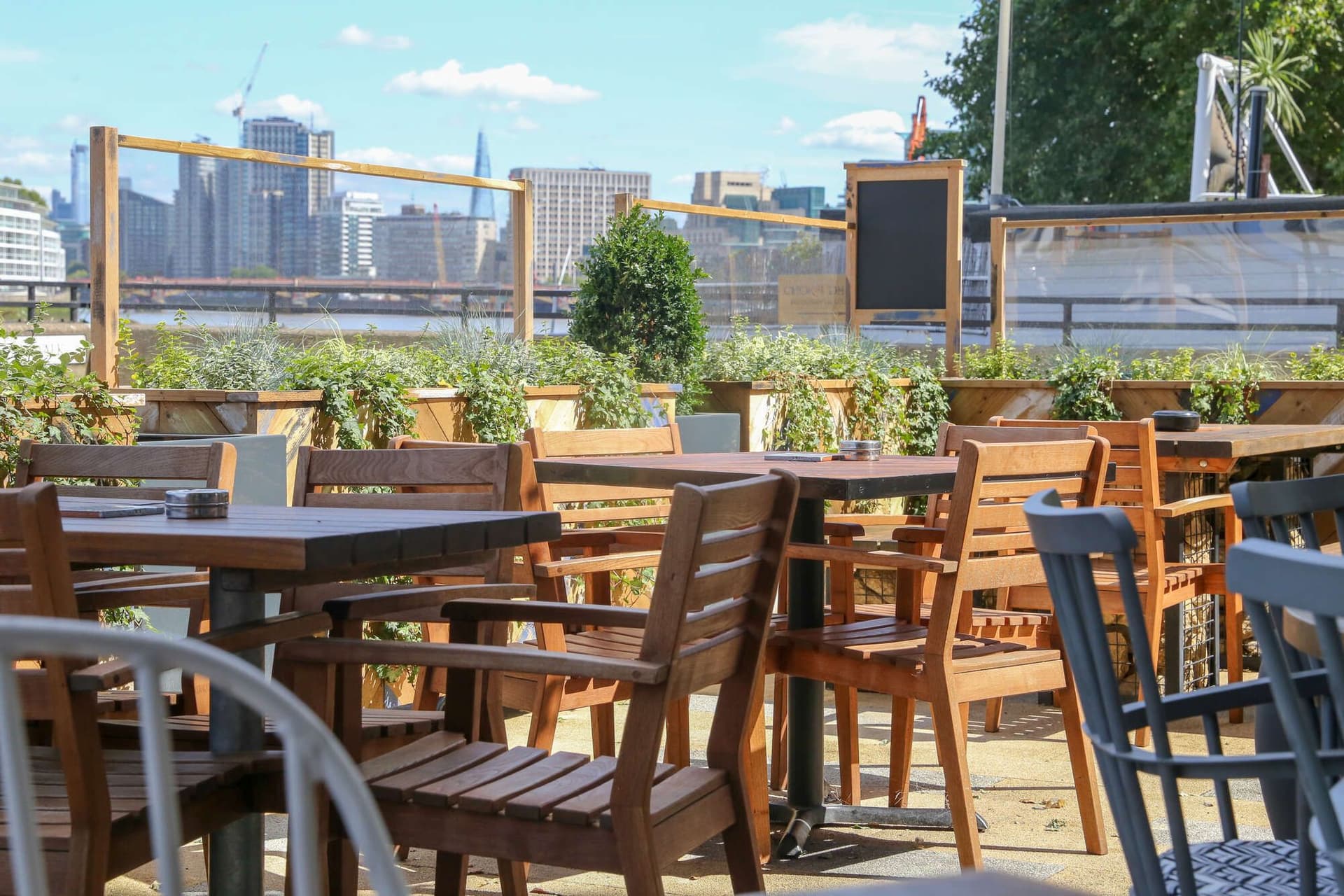 Nine Elms Tavern