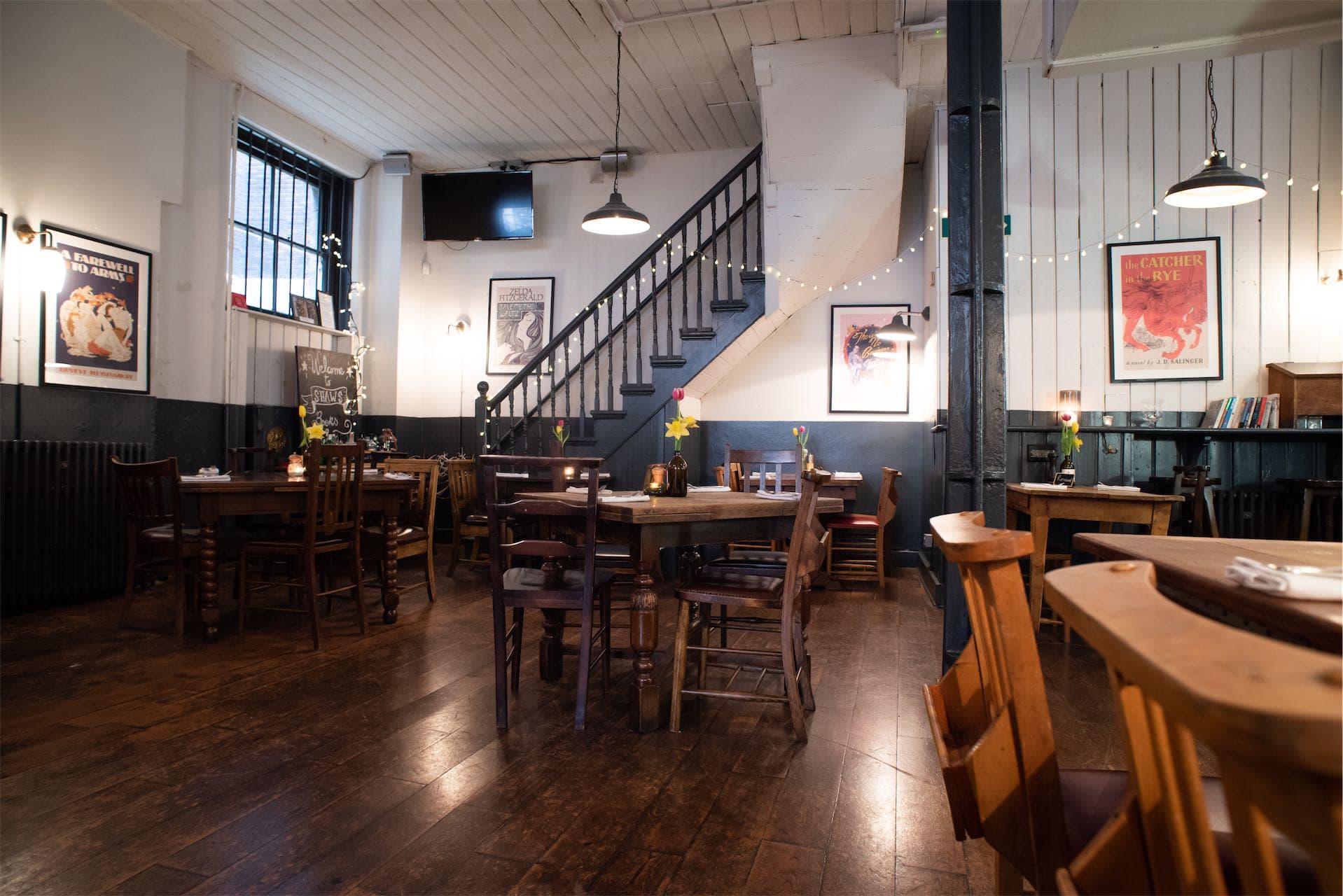 The Shaws Booksellers