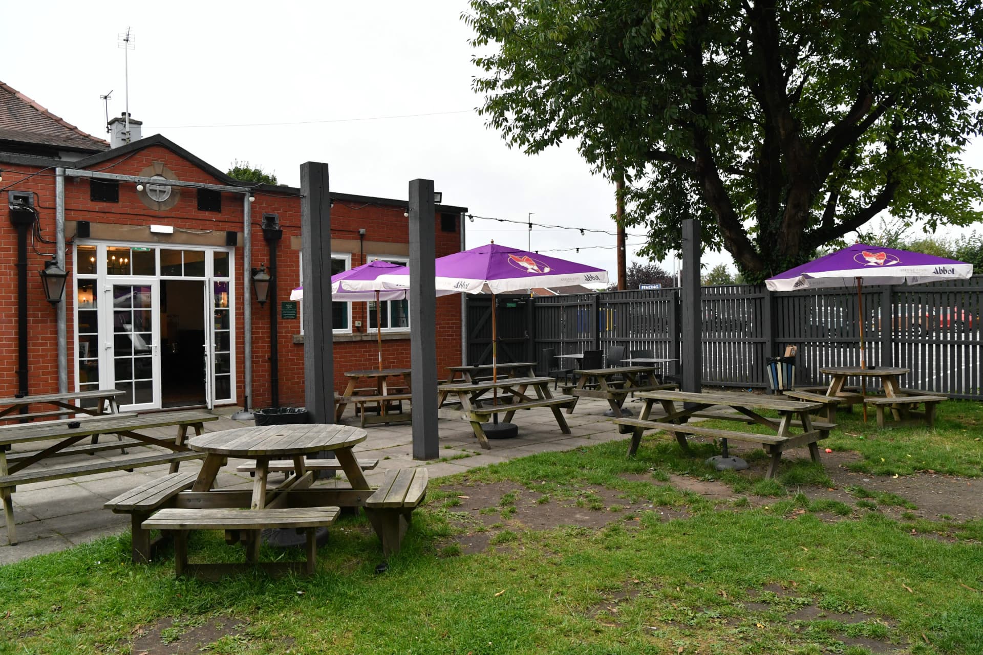 Hare & Hounds