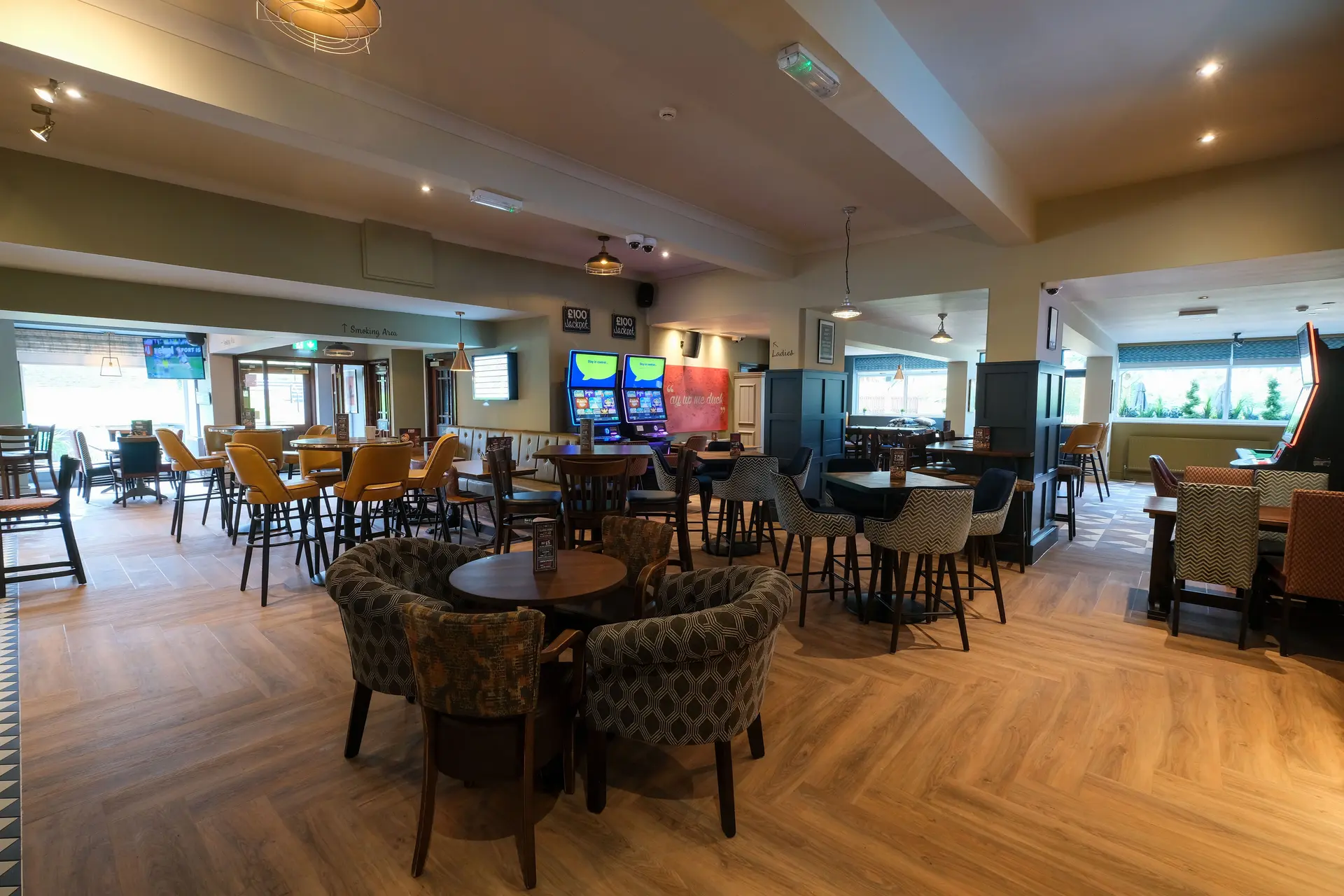 Cat & Fiddle