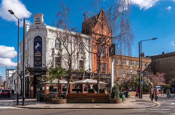 Castle Pubs - The White Horse, Parsons Green