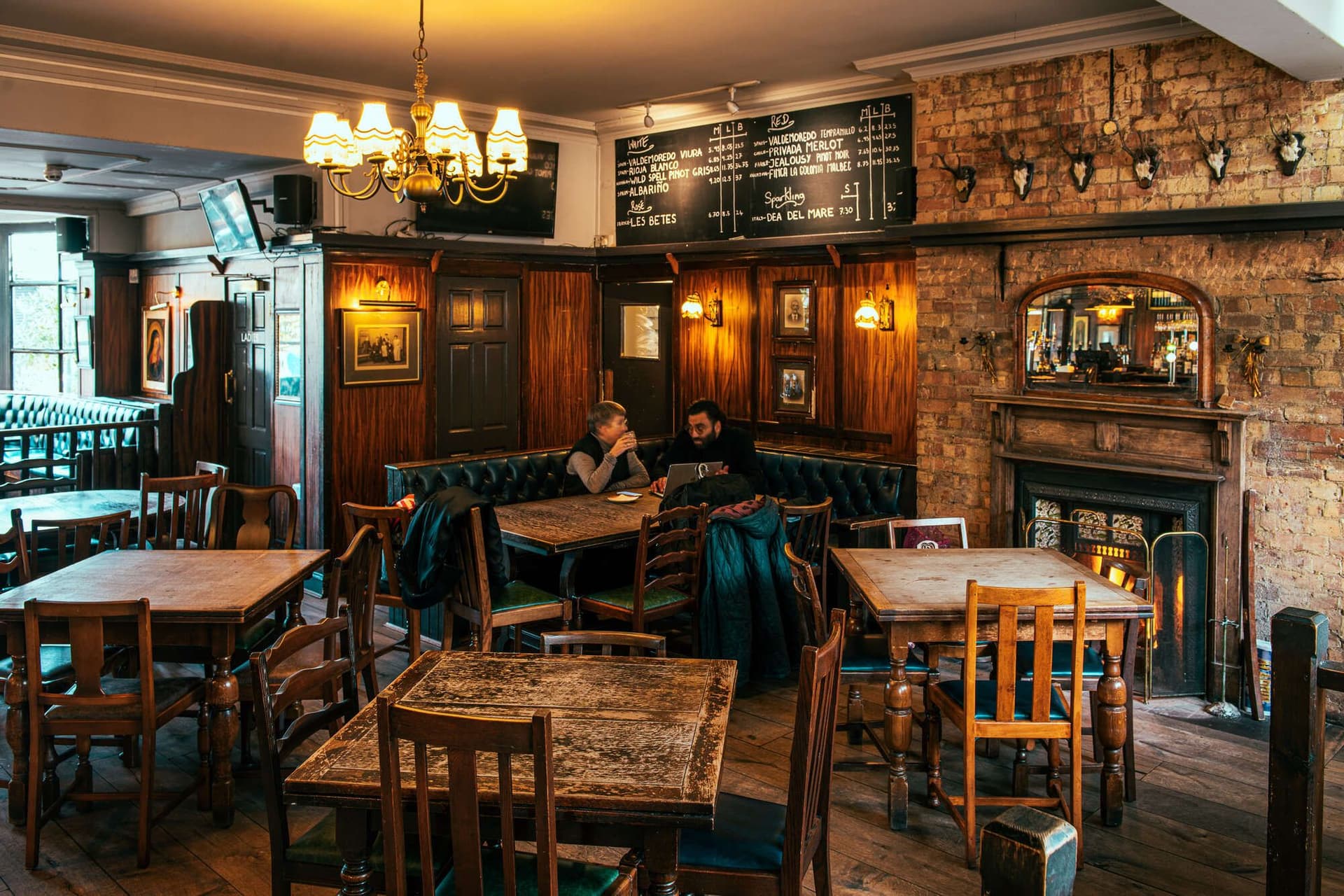 Crooked Billet, Clapton